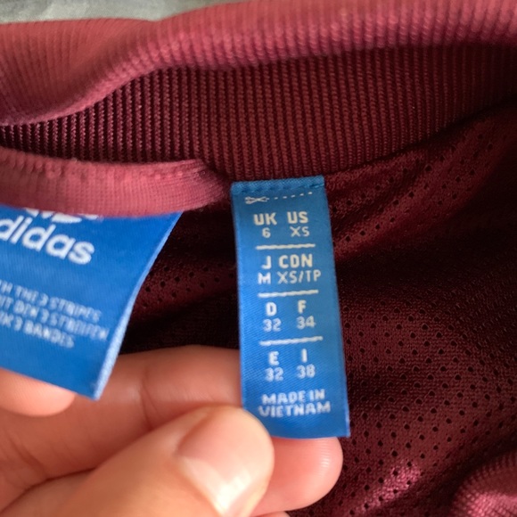 Adidas - Picture 3 of 3